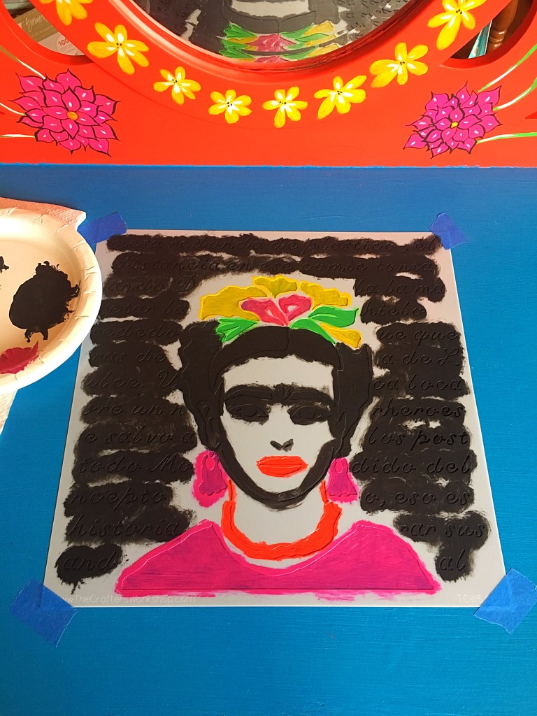 Frida vanity table