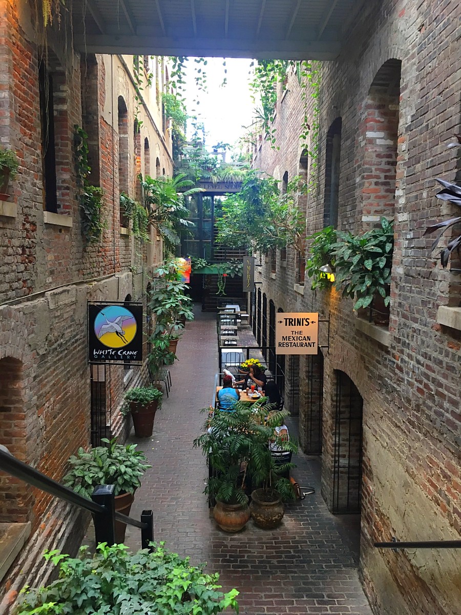 Omaha Old Market - Passageway